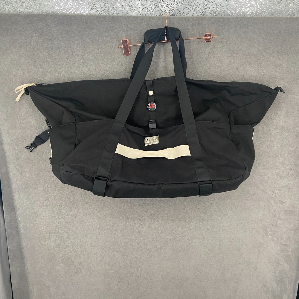 Cotopaxi Lucid Womens Black Zip Pockets Sturdy Carrying Handles Duffel Bag